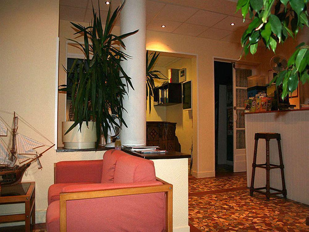 Single Fin & Hotel 2*